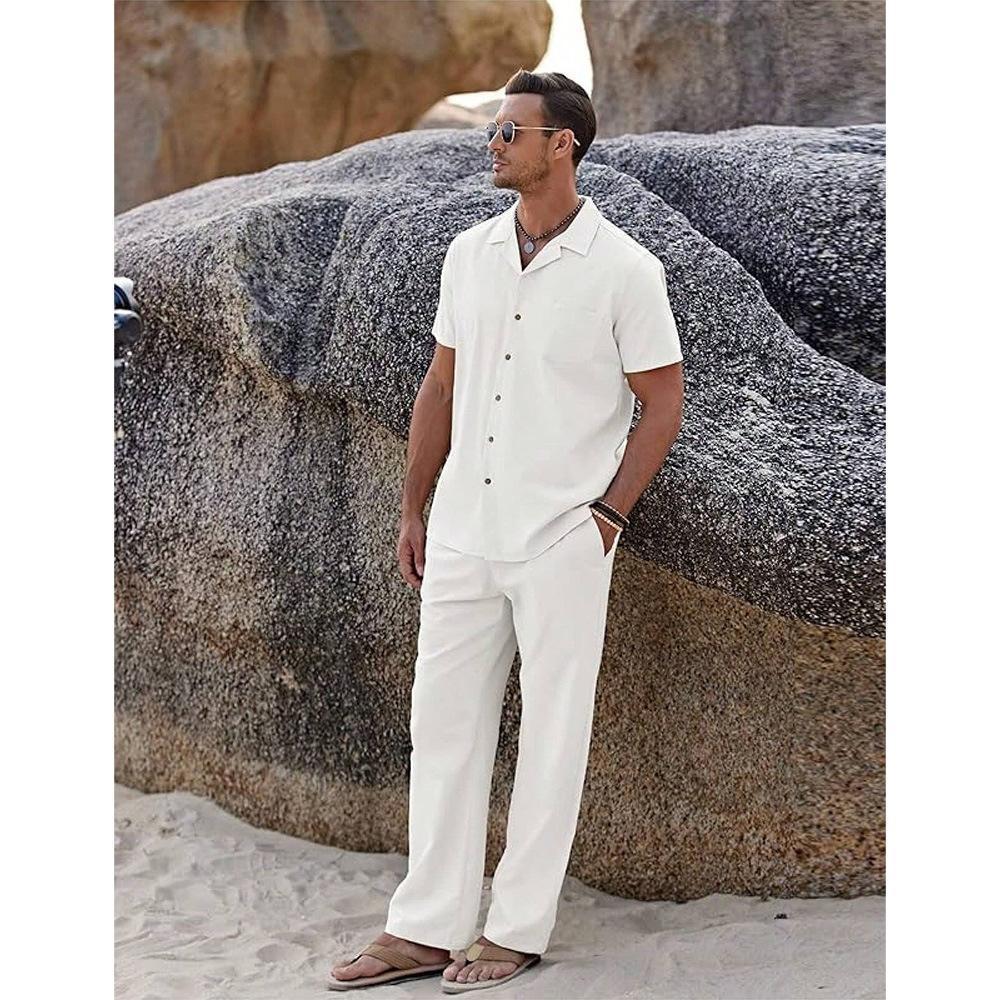 American vintage two-piece set consisting of a short-sleeved shirt and casual pants