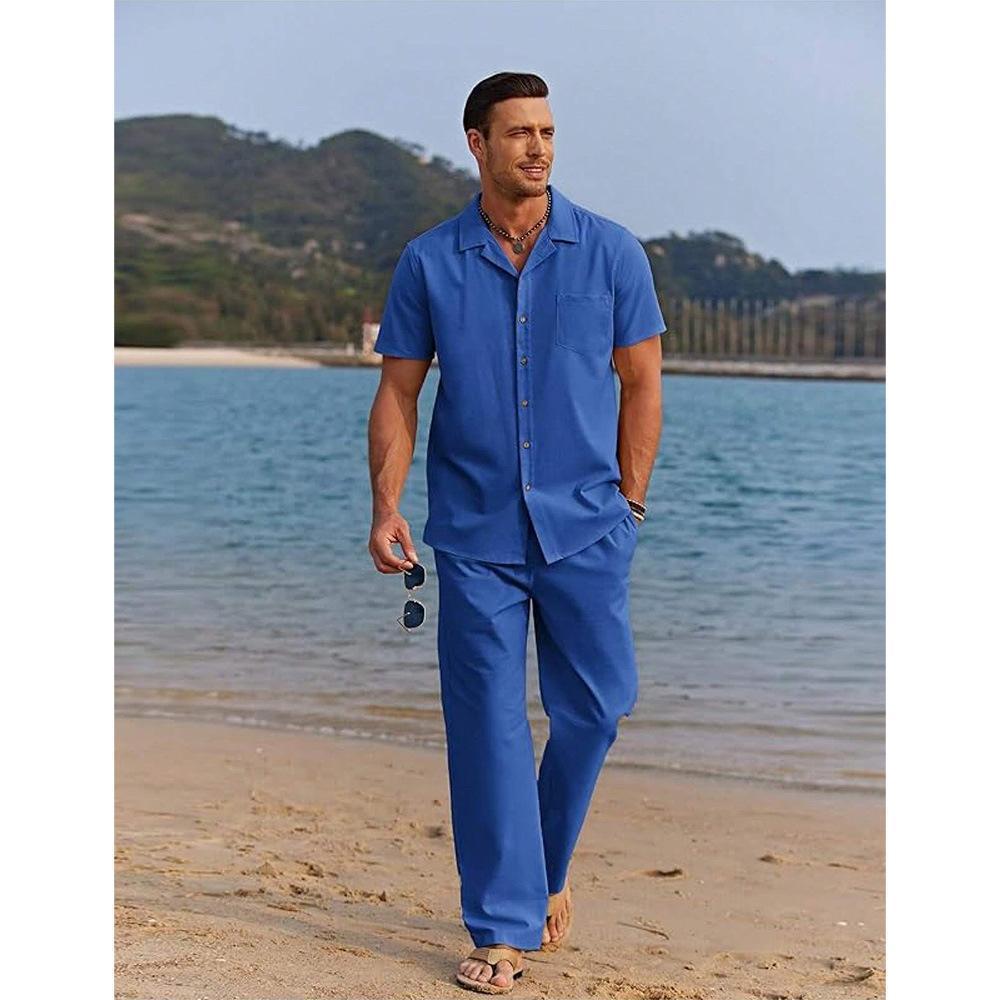 American vintage two-piece set consisting of a short-sleeved shirt and casual pants