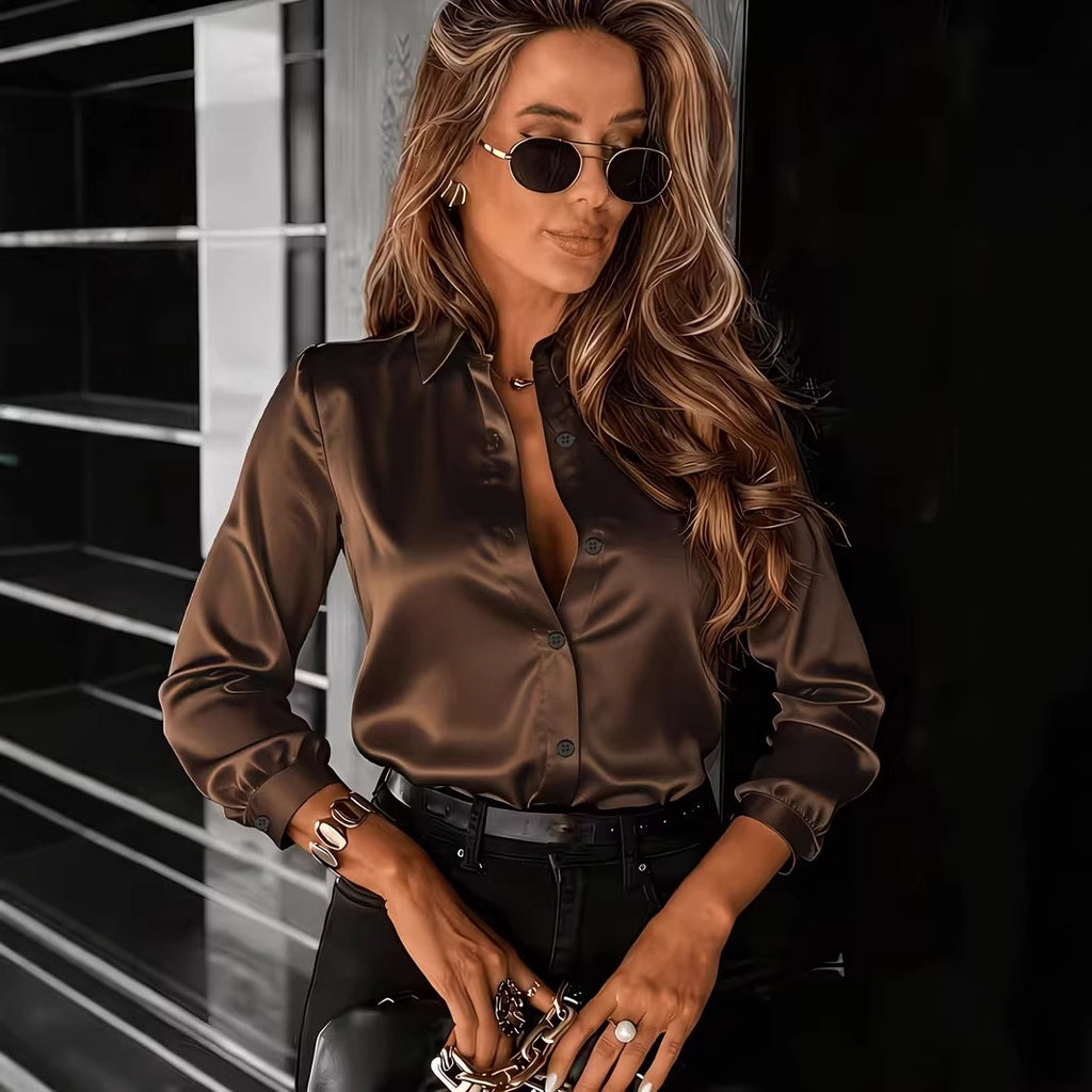 Commuter long-sleeved shirt with lapels in flowing satin for women